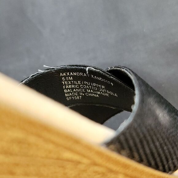 BRAND NEW ANNE KLEIN XANDRA WOMEN"S WEDGE STYLE SANDAL - Picture 14 of 15